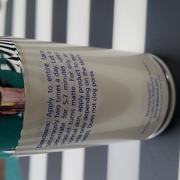 HydroShield Face Serum Ultra Moisturizing Denese SkinScience - Picture 3 of 5